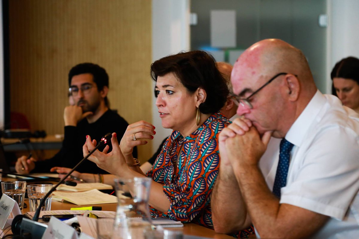 European Transport Workers' Federation (@etf_europe) on Twitter photo 📷 On 24 June in Brussels, we held a crucial conference titled "Austerity: What Lessons Learnt for Public Services?" This important event was organised by the <a href="/ETF_Europe/">European Transport Workers' Federation</a> , <a href="/EPSUnions/">EPSU</a> and the <a href="/ETUCE_CSEE/">ETUCE European Trade Union Committee for Education</a>.
<a href="/livia_spera/">Livia Spera</a>, General Secretary of the ETF, stated, "There’s a deep 📷 On 24 June in Brussels, we held a crucial conference titled "Austerity: What Lessons Learnt for Public Services?" This important event was organised by the <a href="/ETF_Europe/">European Transport Workers' Federation</a> , <a href="/EPSUnions/">EPSU</a> and the <a href="/ETUCE_CSEE/">ETUCE European Trade Union Committee for Education</a>.
<a href="/livia_spera/">Livia Spera</a>, General Secretary of the ETF, stated, "There’s a deep
