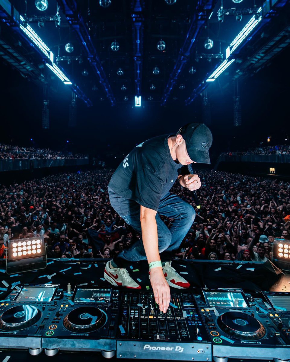 Festival Season Media tweet media