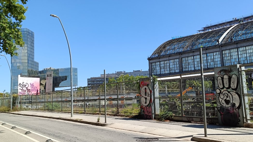 Rmocholi1972's tweet photo. #Vilor #Barcelona
Trabajos de rehabilitación integral de la marquesina de la Estació de França. https://t.co/G3dm2niLyc