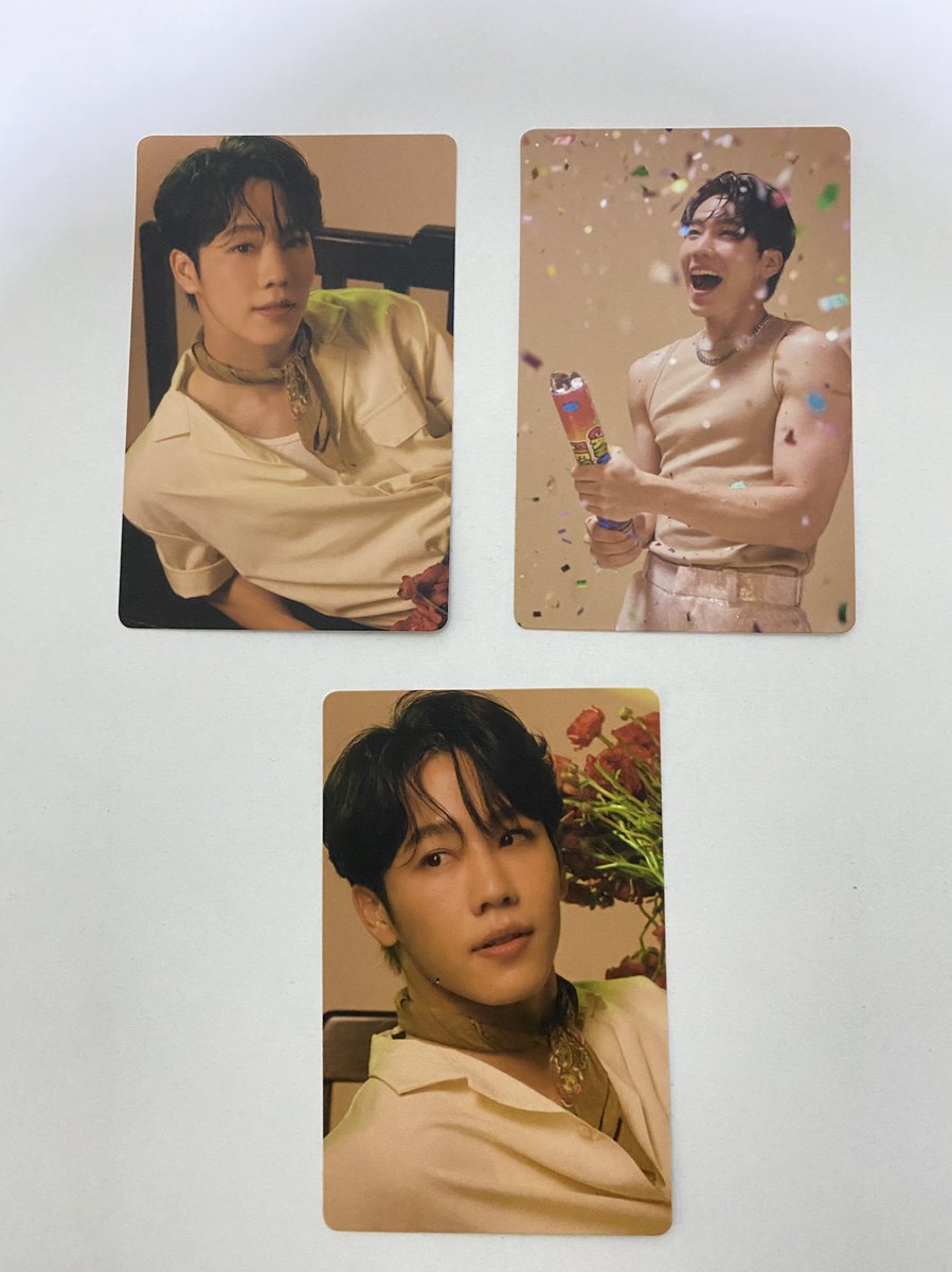 YW012311's tweet photo. แจกการ์ด 3ใบ  สุ่มจากรีทวิต 

‼️ห้ามนำไปขายต่อ‼️

** สุ่มวันพรุ่งนี้ 20:30 ค่ะ ☺️ ** https://t.co/37S8ZivvmT