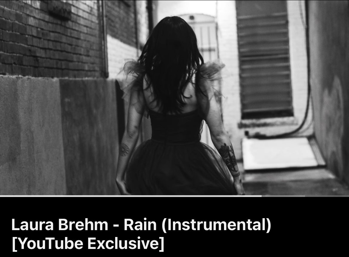 Laura Brehm tweet media