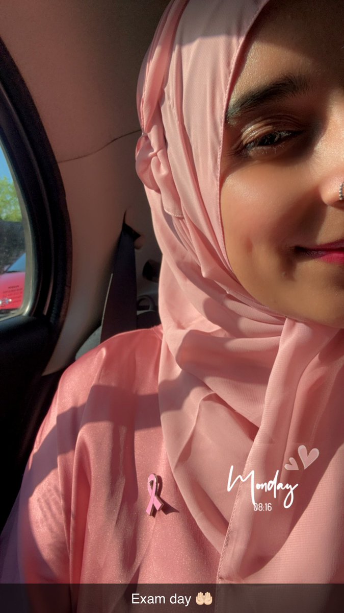 Ujala935523512's tweet image. Our group decided to wear pink to show our support for our group presentation on breast cancer!💕
@UoB_Nursing 
@theRCN 
#StudentNurse 
#Pink