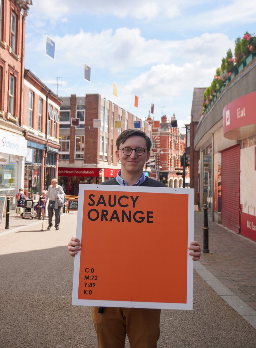 WorcesterBID's tweet photo. Hi #WorcestershireHour!
Happy Monday! If your week isn't looking full of fun, let's make it better! Take a trip to Worcester and experience some colour with our new city displays and whilst there, why not pick up some fab food?
How could you say no?
#MakeItFun #MakeItWorc https://t.co/wSJL73fyzC
