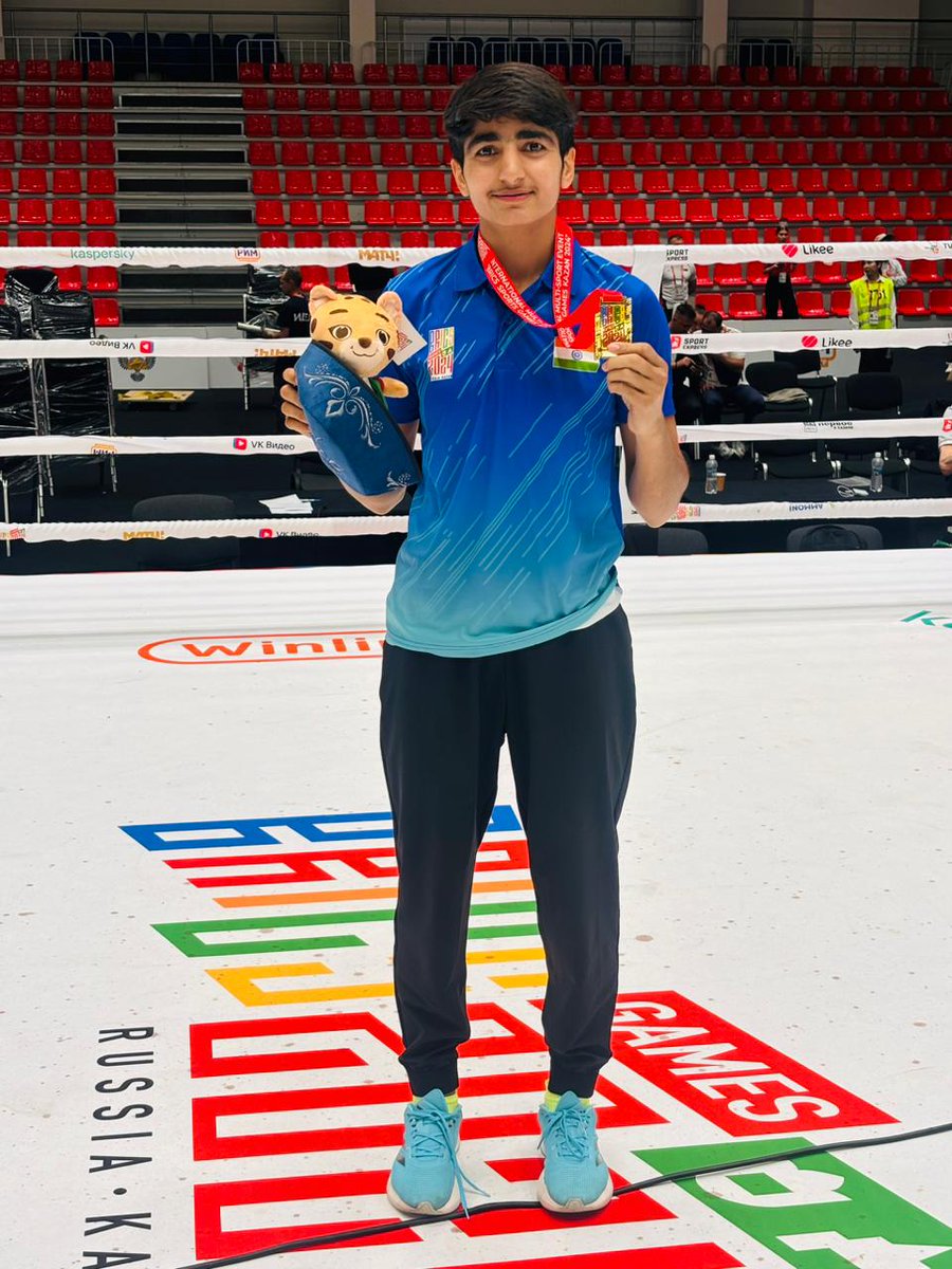 ITBP_official's tweet photo. Gold for ITBP!
Congratulations to CT Minakshi of the #ITBP Boxing Team for winning the Gold medal in the 45-48 kg weight category at the BRICS Games in Kazan, Russia! 🥇 #Himveer
#ProudMoment
#BRICSGames https://t.co/LtMHwsKg8q