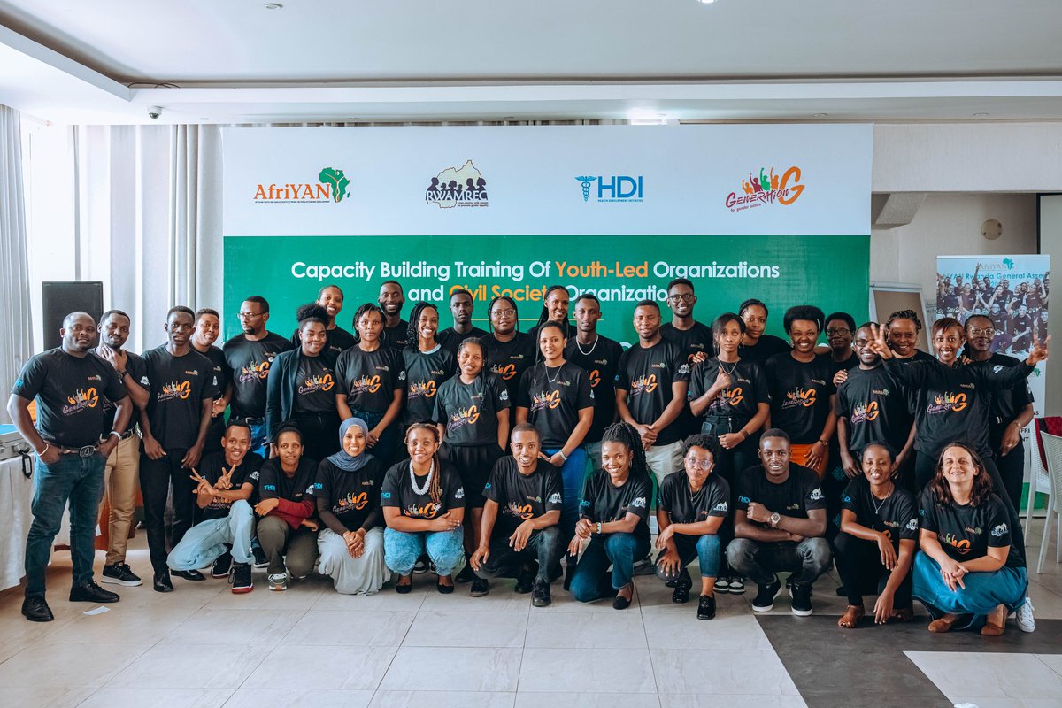Biz_emmy's tweet photo. It was of great pleasure to participate in the 3 days capacity building training of #YLO and #CS organisations on behalf of @medsar_rwanda.

#WeAreGenerationGender, working to create a safe and secure violence-free working environment.
Let's commit to #EndGBV

#DuhindureImyumvire https://t.co/6MaqLqjg21