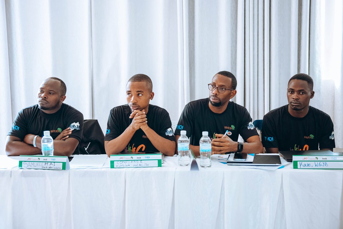 Biz_emmy's tweet photo. It was of great pleasure to participate in the 3 days capacity building training of #YLO and #CS organisations on behalf of @medsar_rwanda.

#WeAreGenerationGender, working to create a safe and secure violence-free working environment.
Let's commit to #EndGBV

#DuhindureImyumvire https://t.co/6MaqLqjg21