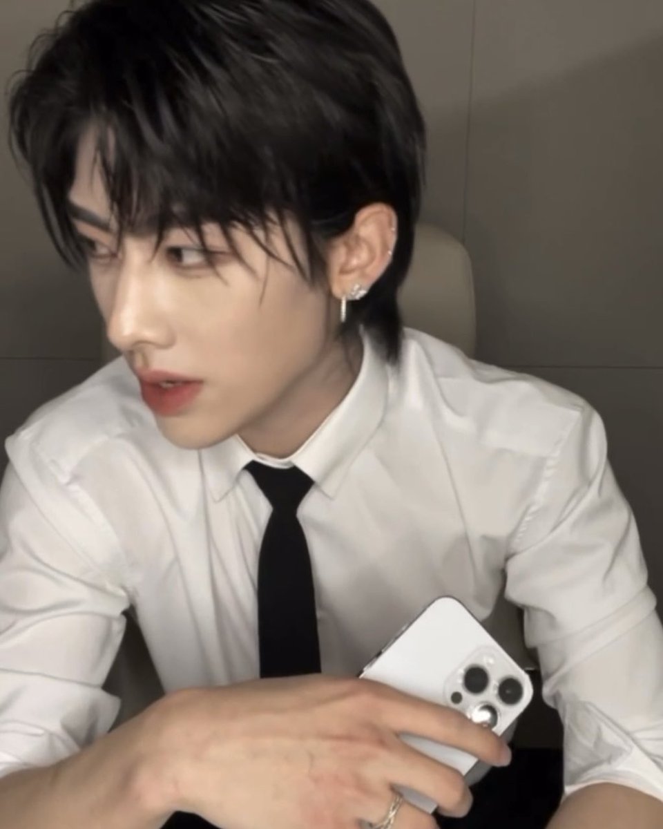 베러 tweet media