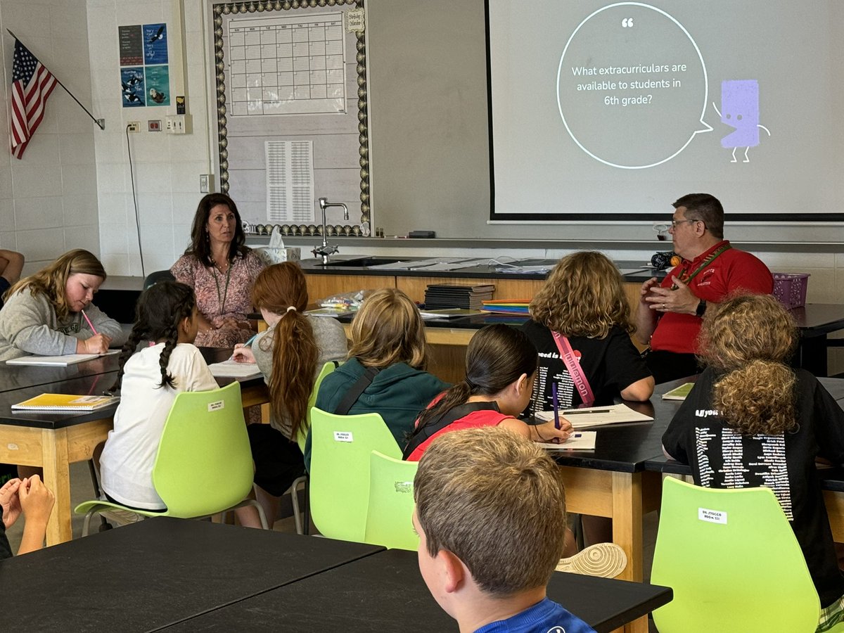 Summer U (@ahsd25summeru) on Twitter photo Skills for Success got some great information directly from their Principals from <a href="/AHSD25Thomas/">Thomas Middle School</a> & <a href="/AHSD25South/">South Middle School</a>! Skills for Success got some great information directly from their Principals from <a href="/AHSD25Thomas/">Thomas Middle School</a> & <a href="/AHSD25South/">South Middle School</a>!