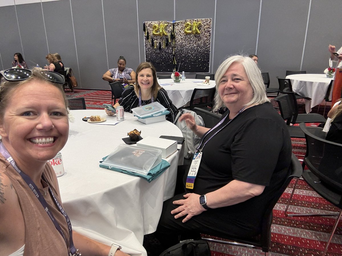 Having a great time connecting with other #ISTECert educators including Elizabeth from Rome, Italy! #ISTELive