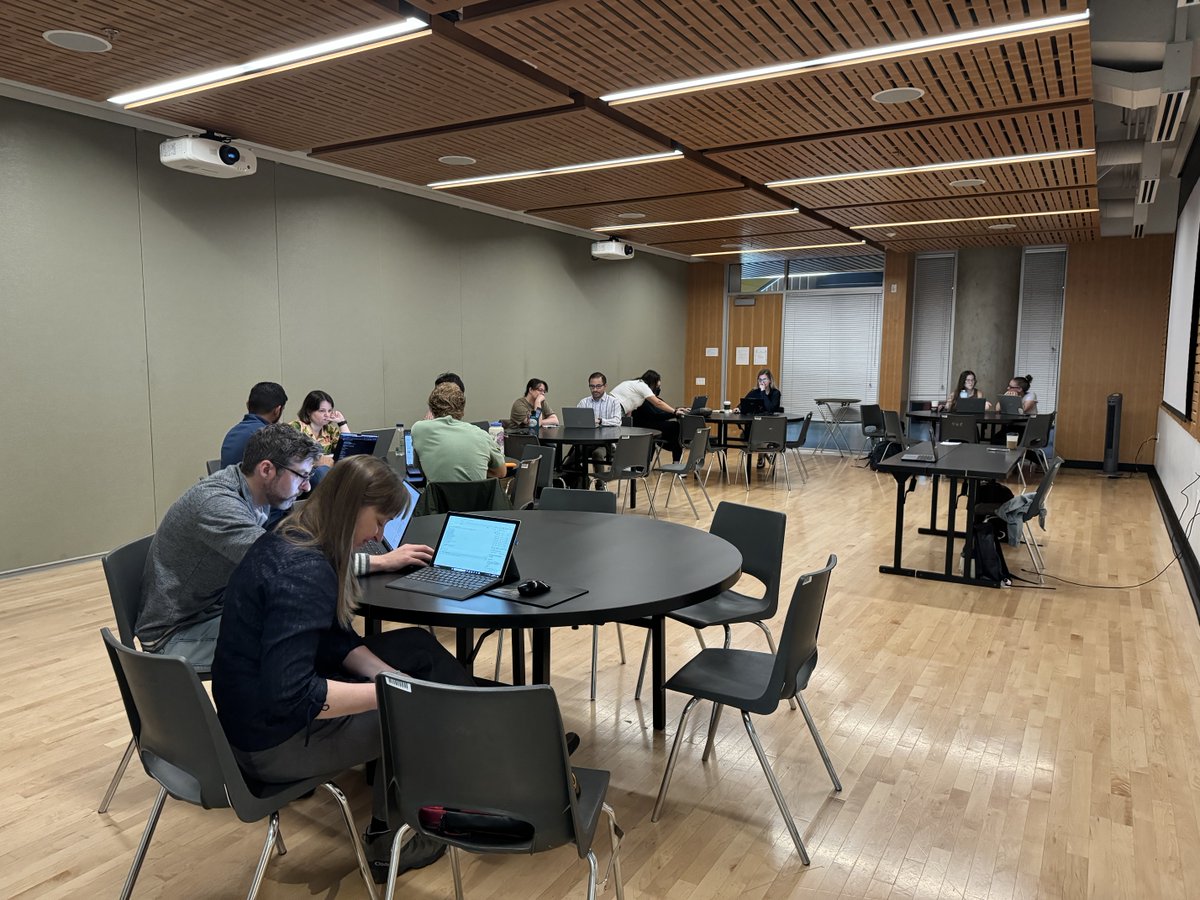 SCBNorthAmerica's tweet photo. This morning at #NACCB2024 saw some enriching discussions and hands-on activities across our workshops & courses!🌱
We learned how to model with Wallace EcoMod, what it takes to build the Internet of Conservation, and how to respond effectively to combat racism! https://t.co/NYnAn1njQH