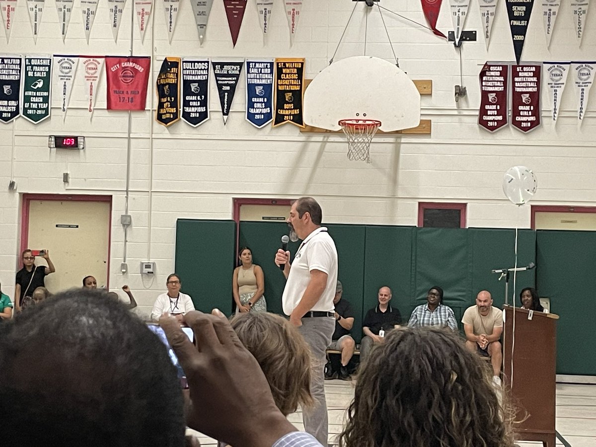 PC Peter De Quintal tweet media