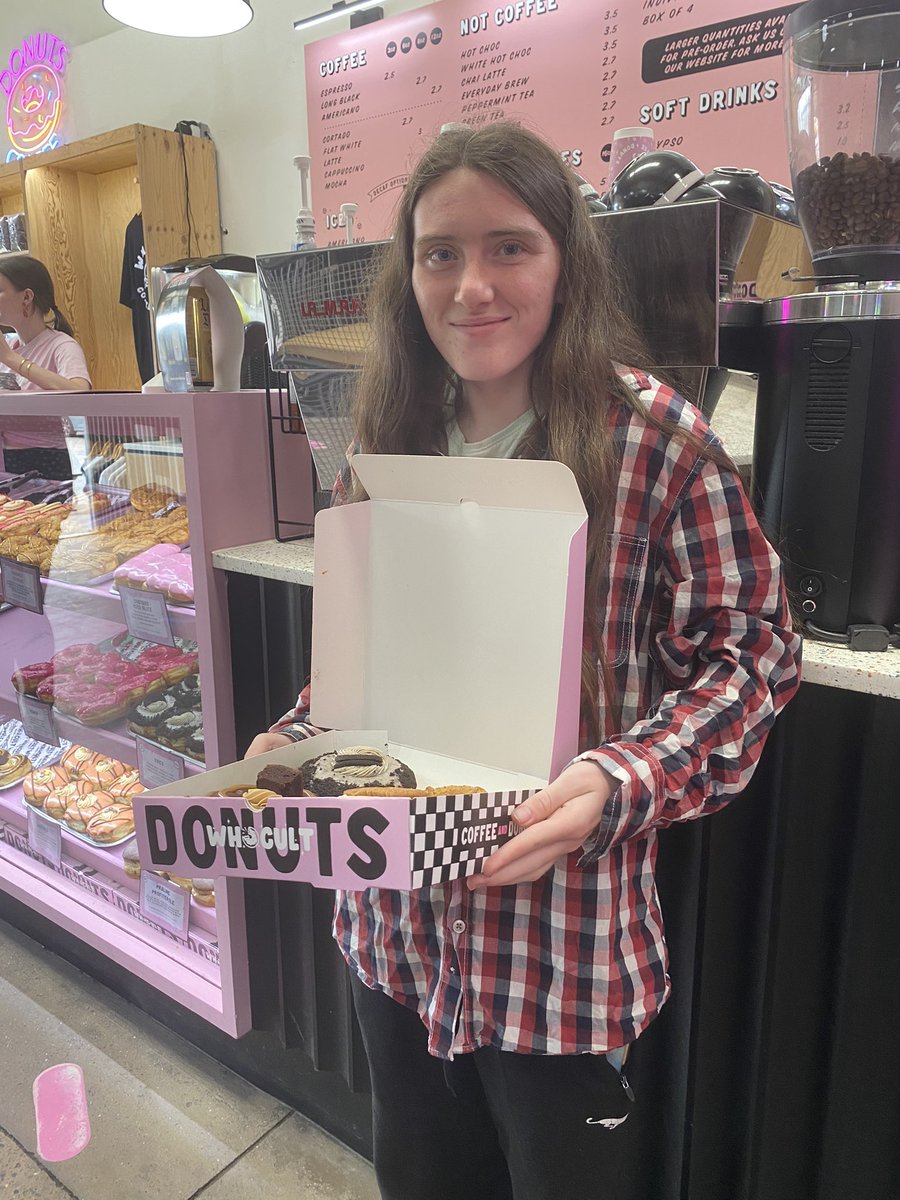 BridgendYouthC's tweet photo. Big thank you to @WhoCultCoffee for picking our PRIDE Doughnut Winner and providing some yummy doughnuts as a prize!! Congratulations Chloe! 🏆🍩🙌 #ypop #lgbtqia #youthclub #doughnuts #whocult #bridgend #communityengagement #pride #thankyou #shoutout https://t.co/6cKCvhJ0nj