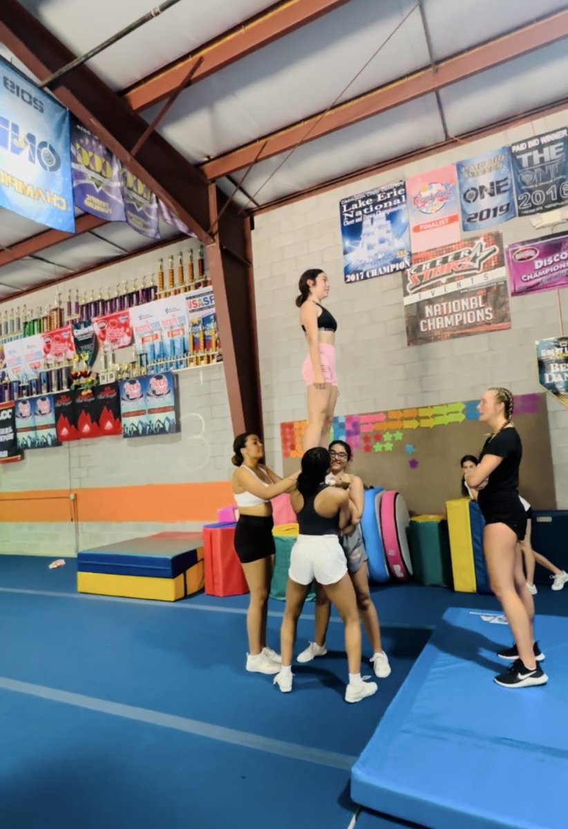 LKWD Cheerleading tweet media
