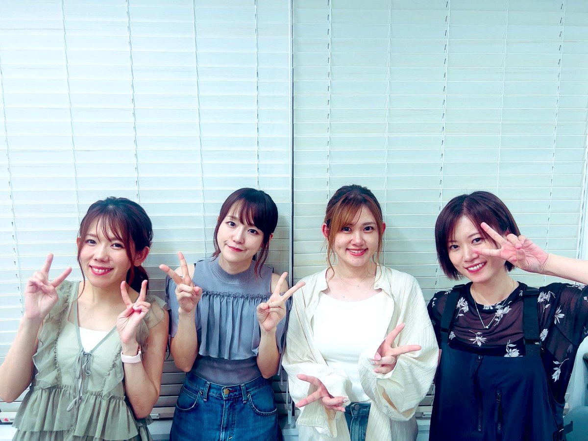 撮影でした。 合間でMトナメ視聴。りおちゃん勝ち上がり嬉しい！最高位