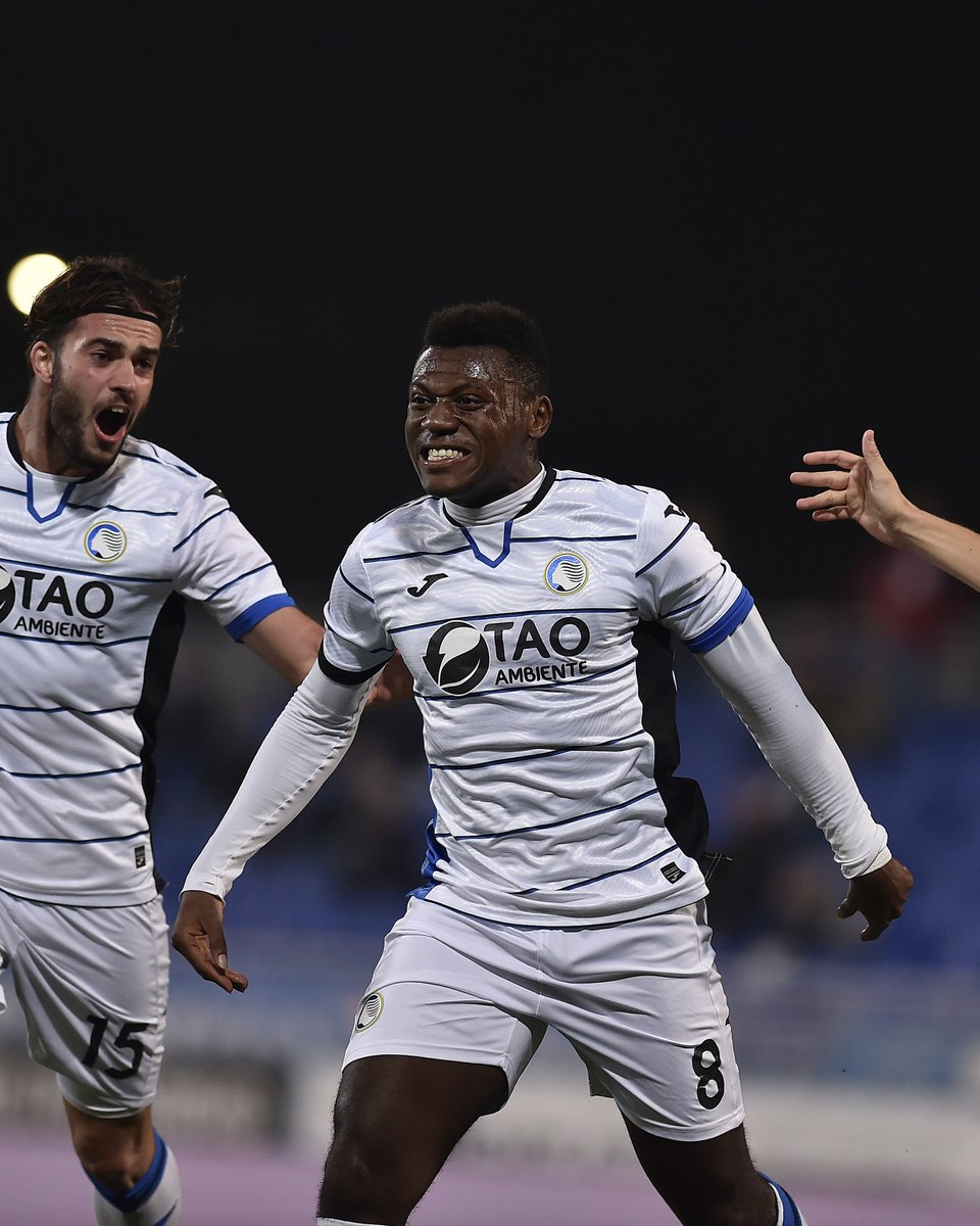 Atalanta_U23's tweet image. 🎬 𝗜𝗹 𝗥𝗮𝗰𝗰𝗼𝗻𝘁𝗼 𝗱𝗲𝗹𝗹𝗮 𝗦𝘁𝗮𝗴𝗶𝗼𝗻𝗲 

Rimonta e prima vittoria in trasferta 😮‍💨

⚽️  47’ #Capone
⚽️  50’ #Gyabuaa 
⚽️  85’ #Ghislandi 

#NovaraAtalantaU23 [2-3] #SerieCNOW #GoAtalantaGo ⚫️🔵