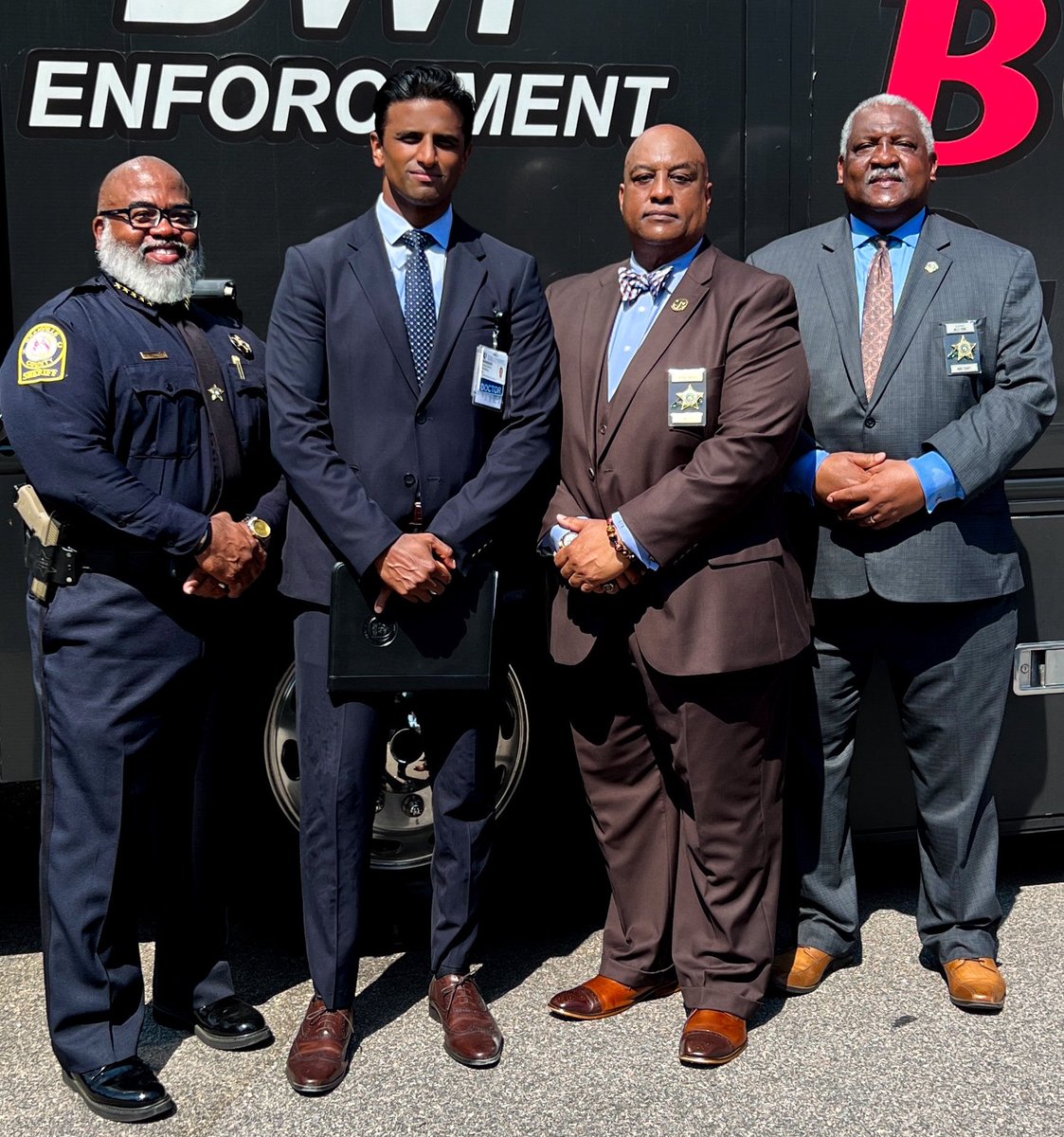 JohnPurakal's tweet photo. This morning, I joined @cf_birkhead, @MarkEzzell, &amp; local law enforcement @DukeU to speak about the health impacts of impaired driving. Grateful for the many programs of the @NC_GHSP that are keeping our streets safe and reducing injuries &amp; deaths. 

@NC_Governor @dukeemergency https://t.co/45v5prVSaf
