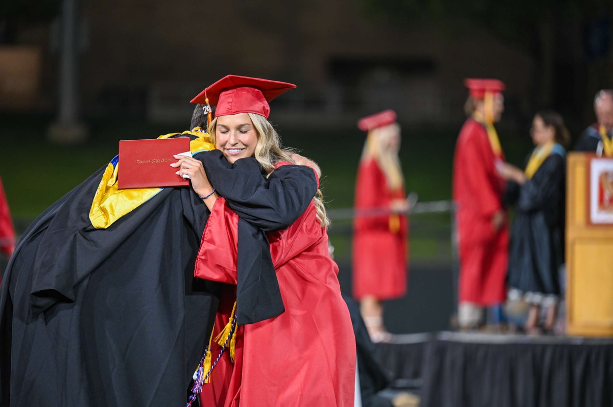 ChaparralSUSD's tweet image. Celebrating Chaparral High School's Class of 2024! 

With 485 graduates, over 90% heading to higher education, and 160 students with a GPA of 4.0+, your accomplishments are outstanding. 

Here's to your bright futures! 

#SUSDProud #BecauseKids #Classof2024