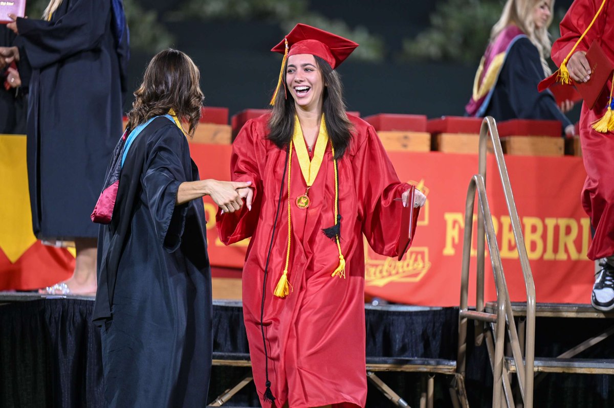 ChaparralSUSD's tweet image. Celebrating Chaparral High School's Class of 2024! 

With 485 graduates, over 90% heading to higher education, and 160 students with a GPA of 4.0+, your accomplishments are outstanding. 

Here's to your bright futures! 

#SUSDProud #BecauseKids #Classof2024