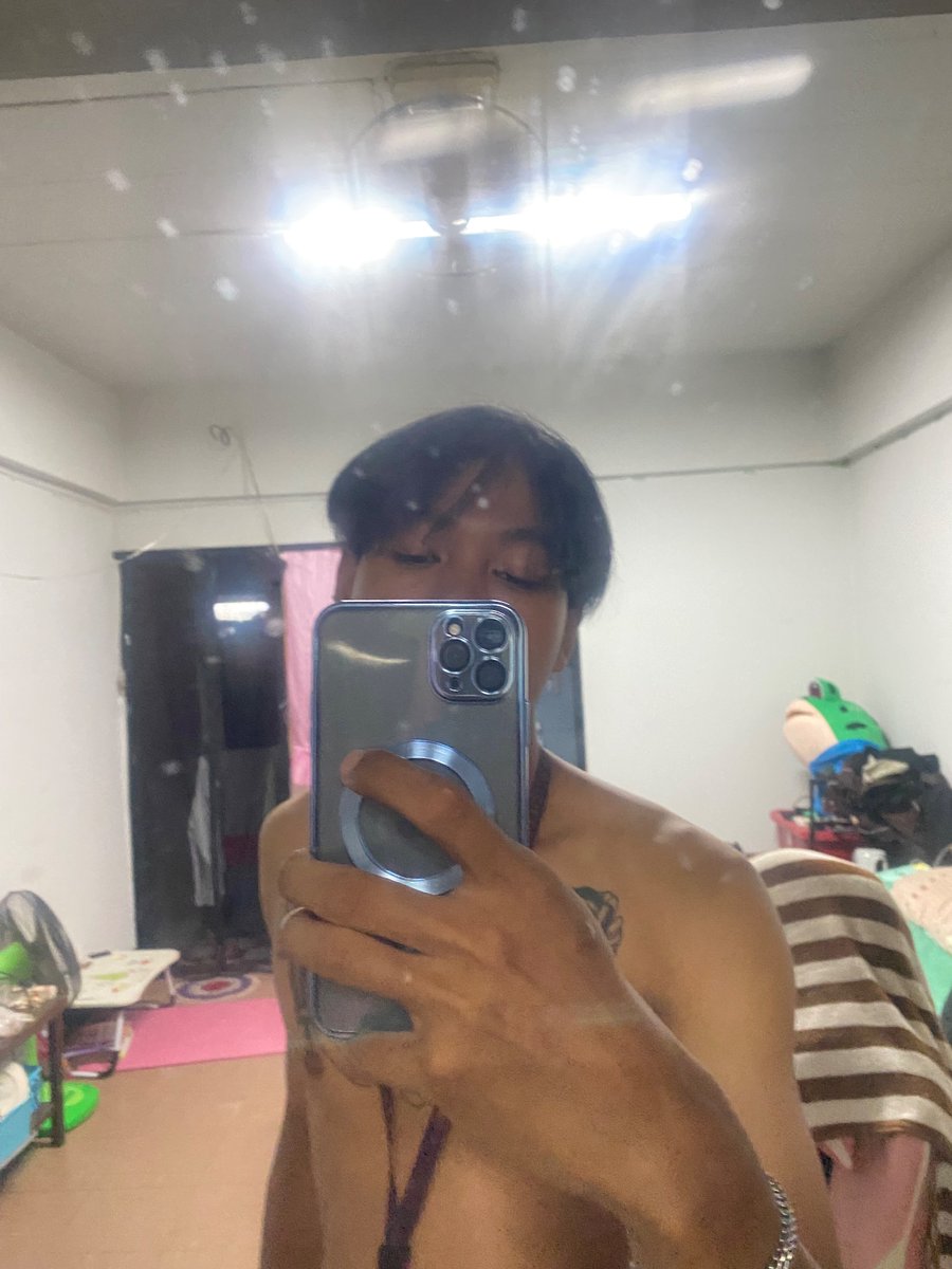 17L72's tweet photo. รับงานนะครับ 🤤#รับงานเชียงใหม่ https://t.co/EWUCCcWnzH