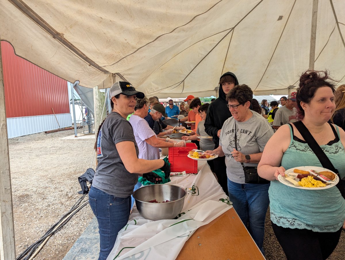 AndiRichWI's tweet photo. WI farmers work tirelessly to feed us all. They deserve legislators who have their backs. The GOP's refusal to set PFAS limits in Marinette County leaves farmers without recourse against polluters. Our farmers need support, not roadblocks. It's time for change. #wisconsinfarmers https://t.co/cFfu9EIQCx