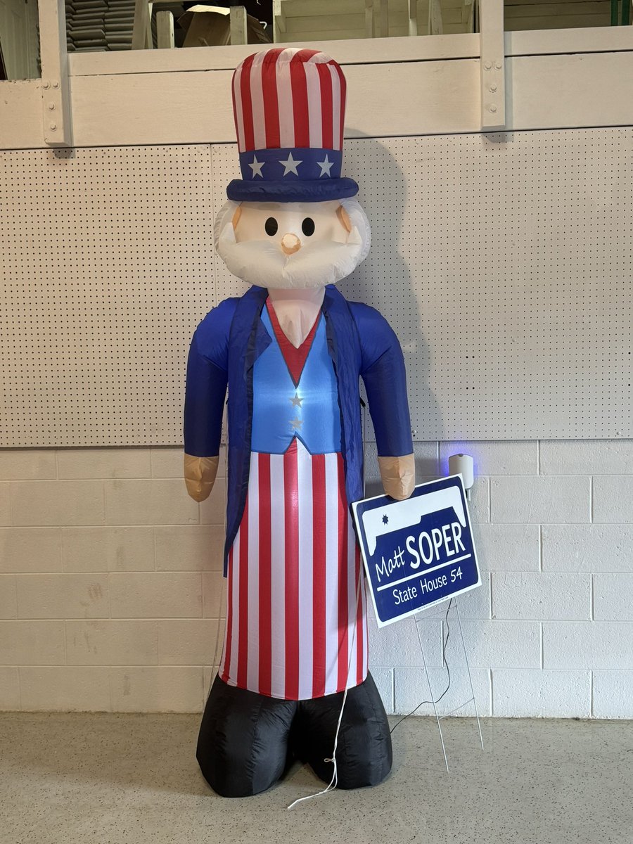 SoperMatthew's tweet photo. Election Day is Tomorrow!! Remember to drop off your ballots by 7:00pm! Drop off locations are at the County Clerk’s office and municipal halls throughout HD54.
#copolitics #coleg #electionday #vote #soperhd54 #repsoper #mattsoper https://t.co/5h0pYp6hQP