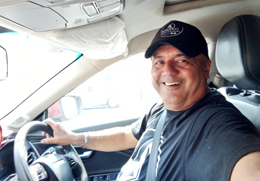 📌 Al conmemorarse hoy 24 de junio, el Día del Chofer Ecuatoriano. Felicitaciones a las y los compañeros conductores 
#DíaChoferEcuatoriano #Ecuador #GremioDelTransporte #TransportistasEcuatorianos #Guayas #Guayaquil #Ecuador 🇪🇨 #Uber #UberDrive