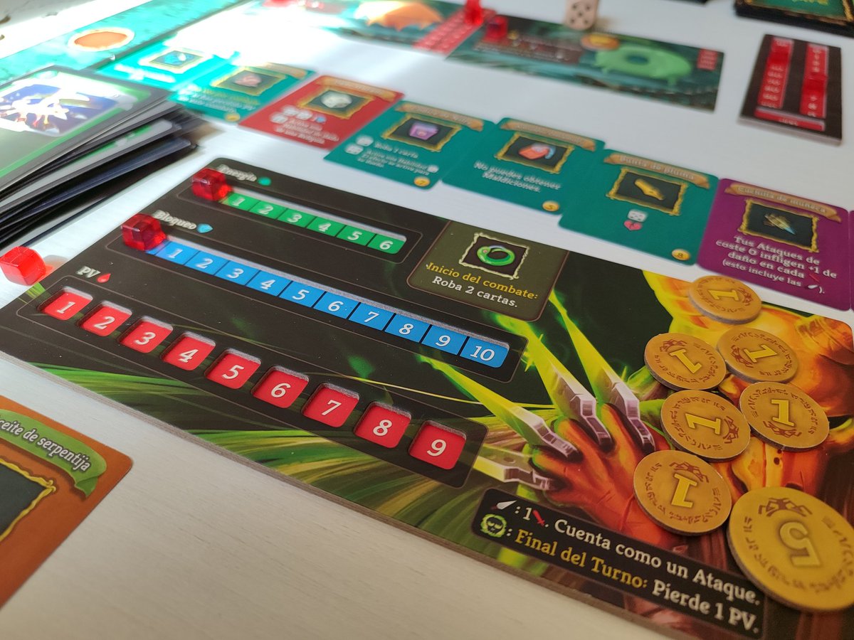 EMCSJA's tweet photo. Estos dos me la acaban de liar. Iba con la Silenciosa ultra mega chetado...era imposible perder...IMPOSIBLE! pero nooo, el donut y su colega no son de fiar..VENGANZA!
#juegosdemesa #slay #spire #silenciosa #donut https://t.co/GYQHM2I23X