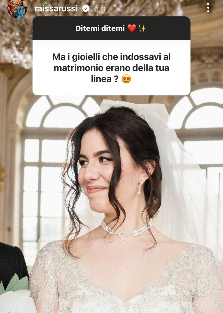 __Fabiana___'s tweet photo. Finitela di romanticizzare i matrimoni degli influencer: nessuno mette in dubbio l'amore, ma ogni cosa è studiata nei minimi particolari al fine di trarne profitto (anche le promesse smielate e perfette che così diventano virali), di spontaneo non c'è quasi nulla #influcirco https://t.co/tXFYNOEoVs