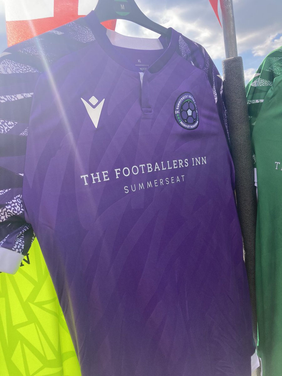 SummerseatUtdFC's tweet photo. KITS &amp; TRACKSUITS 💜💚

Great day for the Club, Players &amp; Fans as our Season 24/25 Match Kits &amp; Training Tracksuits have arrived from @macron in Bury 🚚📦

#SUFC #UpTheSeaters #UTS #SundayLeague #MondayMotiviation #HereWeGoThen https://t.co/O5YreKrzSb