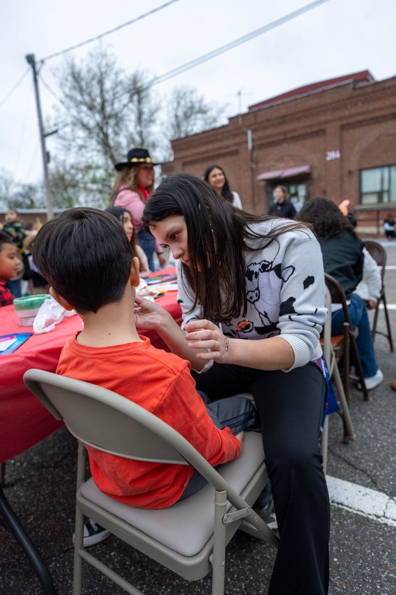 Spanish Community of Wallingford (SCOW) tweet media