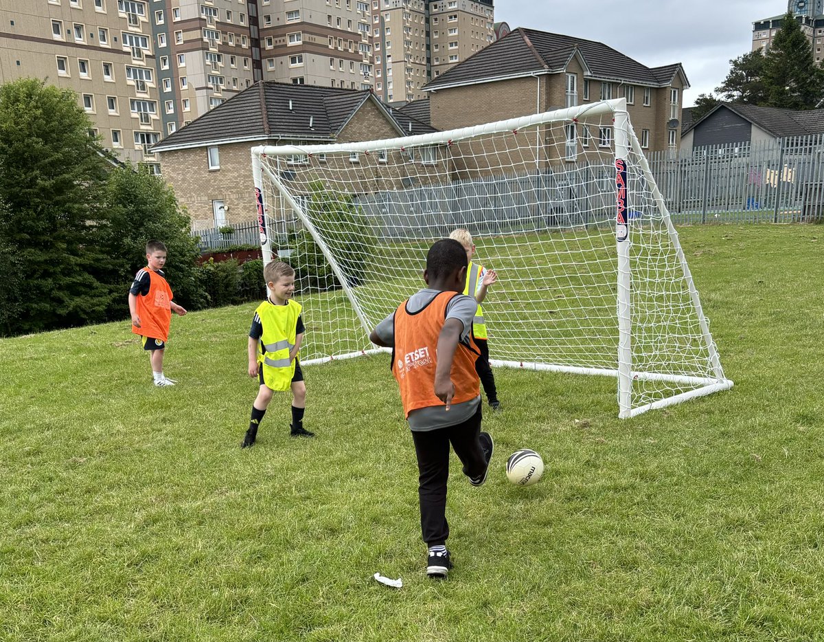 MissMcCallumMPS's tweet photo. No Muirhouse, no party ⚽️ https://t.co/8trwArpz80