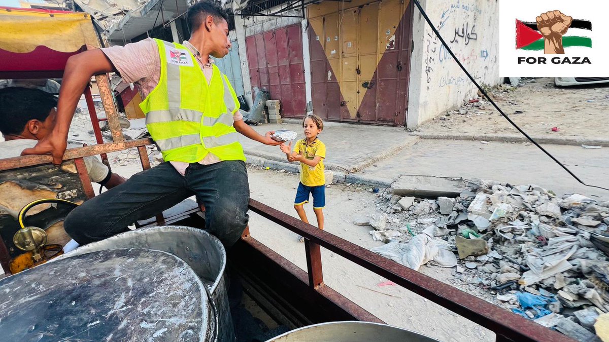 Make a contribution to our humanitarian relief fund for displaced Palestinians 

gofund.me/c3cf2ae0