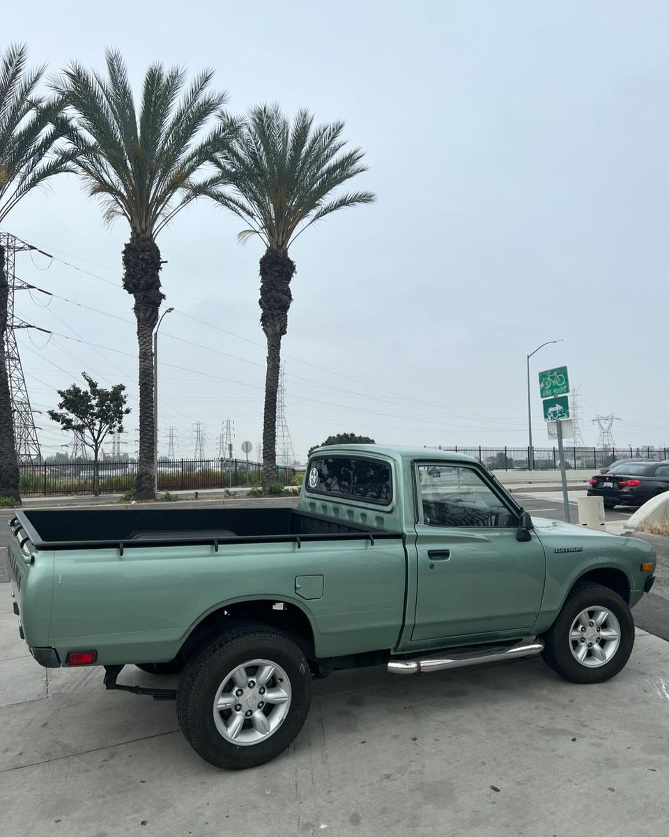 LINEXProtects's tweet photo. Feast your eyes on the stunning color combo of this '78 Datsun! 😮‍💨🤌 This classic beauty just got a fresh, unique look with a LINE-X bedliner. Who says timeless can't be bold?

@linexofsouthla
📸: linexofsouthla

#LINEX #VintageTruck #LINEXIT #Datsun #DatsunPickup https://t.co/WKhdPqXdxB