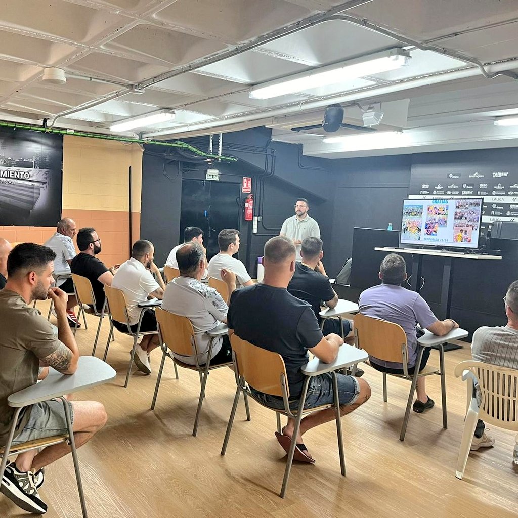 FC Cartagena Cantera 🏳️🏴 tweet media