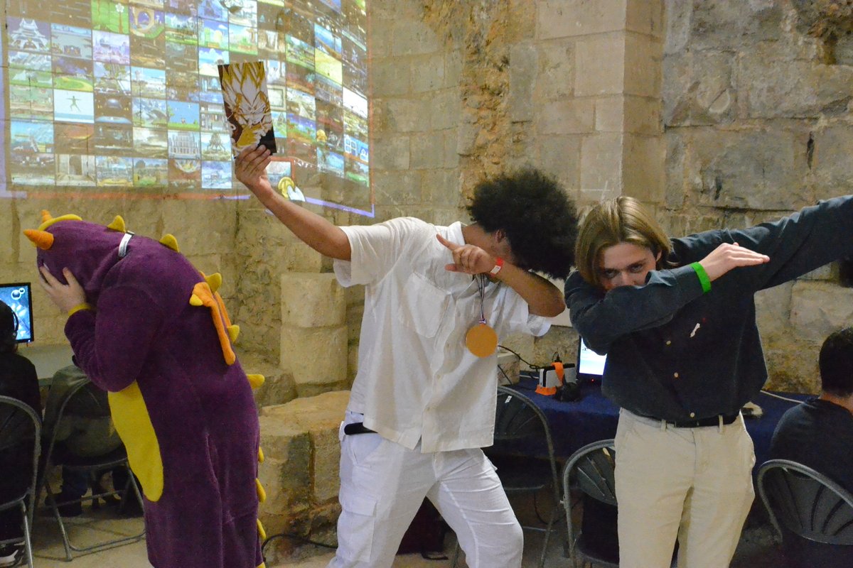 NorthofGalaxy's tweet photo. Retour sur notre dernière convention qui s'est déroulée dans la charmante abbatiale de Bernay le week-end dernier.
Ce fut un réel plaisir de pouvoir revenir pour la deuxième année consécutive.
Merci aux visiteurs qui sont passés nous voir sur notre stand ! 🚀 https://t.co/LeRDBOtrtb
