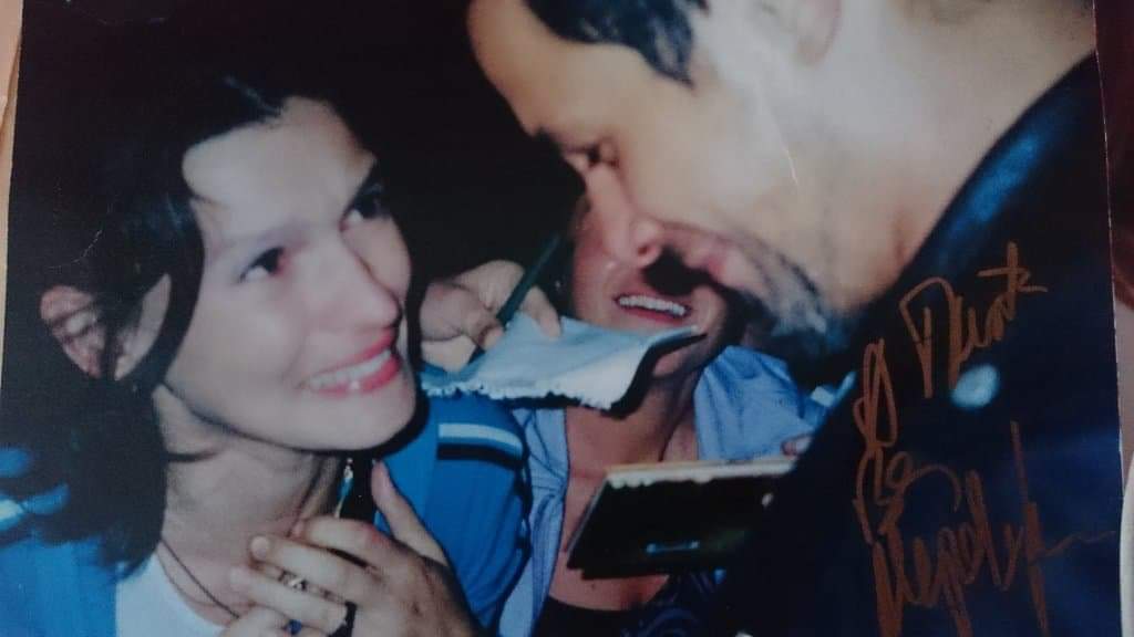 martaallora's tweet photo. Puedes tener un sueño o puedes vivirlo...tu decides ✨ Las personas mágicas existen ❣️
#LoNuestroNoTieneExplicación 
#DiaDelFamSanzero 
#AlejandroSanz 
#MasEsMas 
#Madrid🇪🇸 
@alejandrosanz 
@porteniocorazon https://t.co/NqakkNE7P0