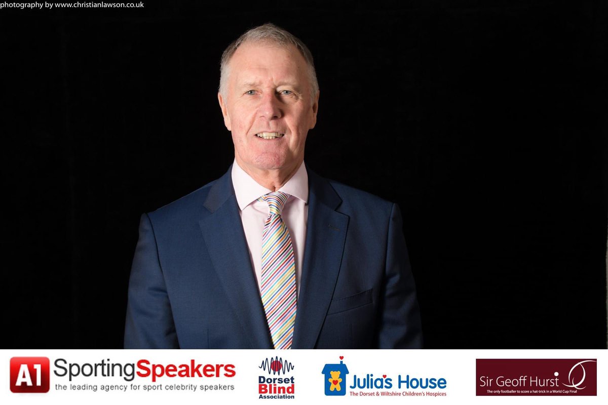 Don't miss your chance to meet football legend Geoff Hurst at Kenneth More Theatre in October!

⏰ Sunday 20 October 7.30pm
🎟 vrcl.uk/aneveningwithg…