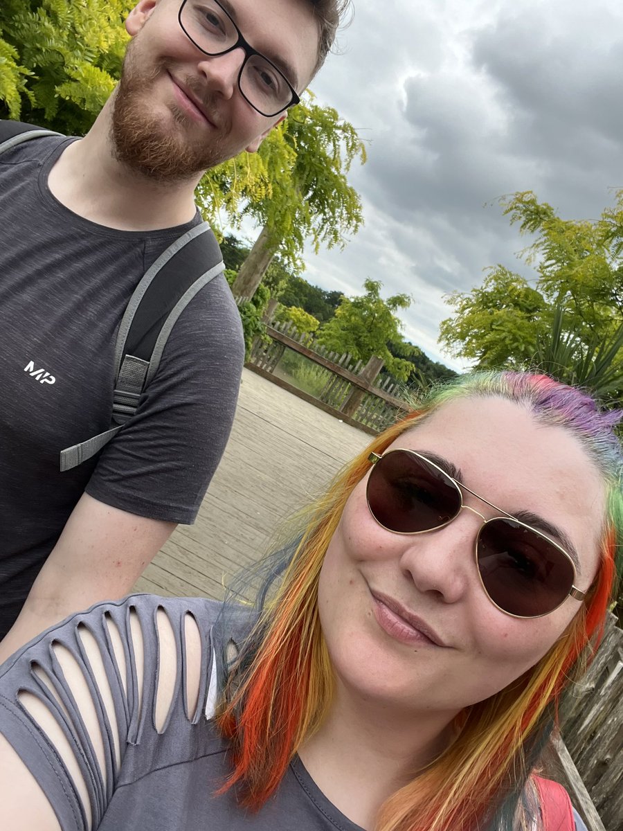 Jiggledeath tweet media