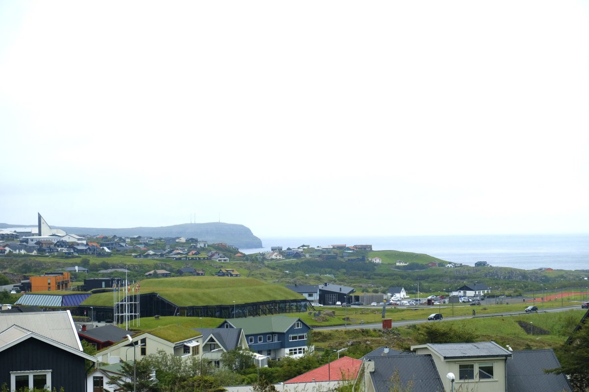 Thank you to the amazing Icelandic ensemble Caput for a beautiful performance of ‘Incandescence,’ in the church of Rituvik.  It’s been wonderful to experience the Faroe Islands and to meet/hear Faroese and international alike!  🎶🍃
#iscm #worldnewmusicdays2024 #faroeislands