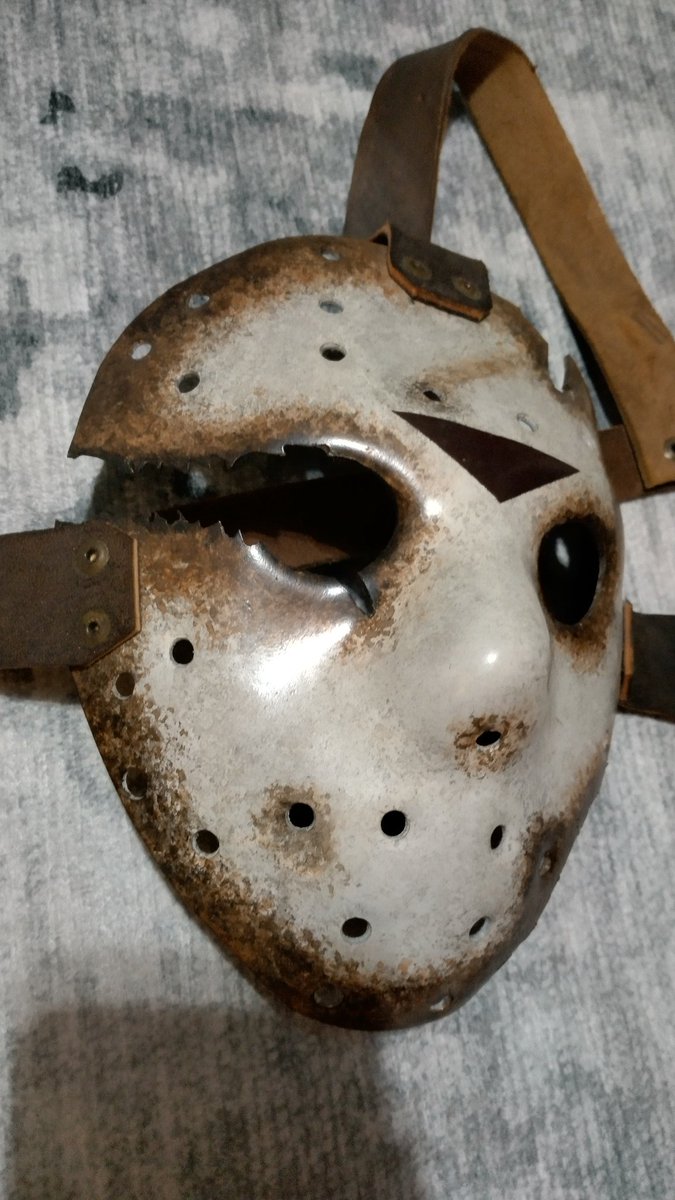 palangifilms's tweet photo. #jadongoestohell another one in the collection! #fridaythe13th 

#Cosplay #jasonvoorhees #fridaythe13thpart9 #jason #hockeymask #picoftheday #horror #masks #maskcollection #masksforsale https://t.co/CNLOVmS8gL
