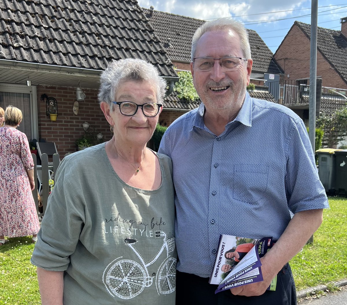 Crème solaire obligatoire pour continuer à aller à la rencontre des habitants ce lundi ! Rendez-vous dimanche pour faire gagner le territoire ! #legislatives2024 #circo5912