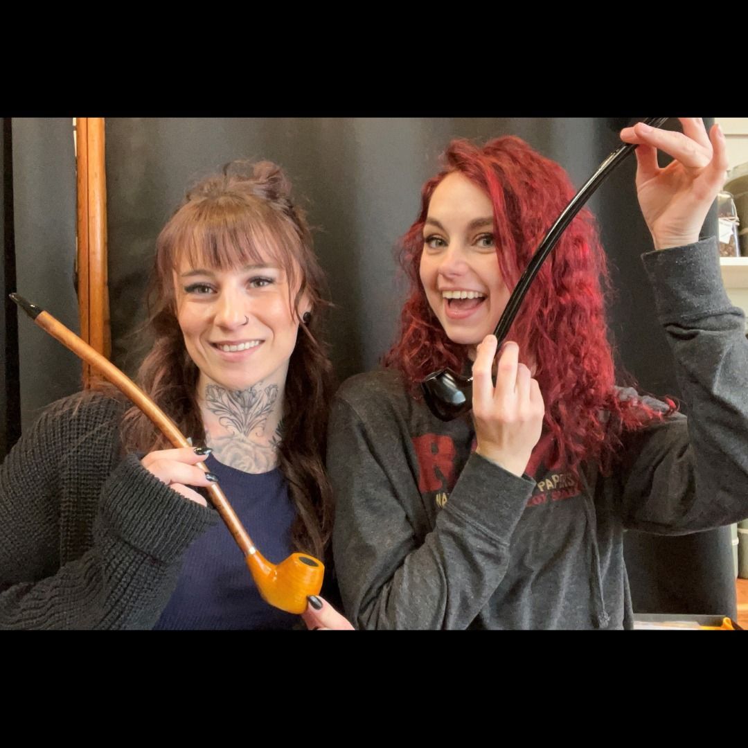 GordsSmokeShop's tweet image. 🕵️‍♂️ Upgrade your smoking experience with the classic design of the Sherlock Pipe! With its extended stem, you can expect cooler, smoother hits every time. Unleash your inner detective and enjoy your favorite tobaccos in style!

#LocalSmokeShop #SherlockPipe #RedDeer #SmokinNTokin