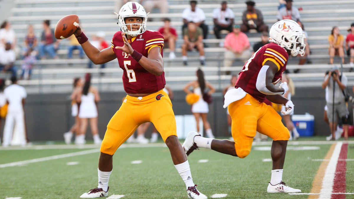 After a great conversation with Coach <a href="/bryantvincent44/">Coach Bryant Vincent</a>! I am blessed to receive my first FBS offer from Louisiana Monroe!!🟡🔴 #agtg <a href="/QBHitList/">QBHitList.com</a> <a href="/Coach_Grass/">John Grass</a> <a href="/FBUcamp/">Football University</a>