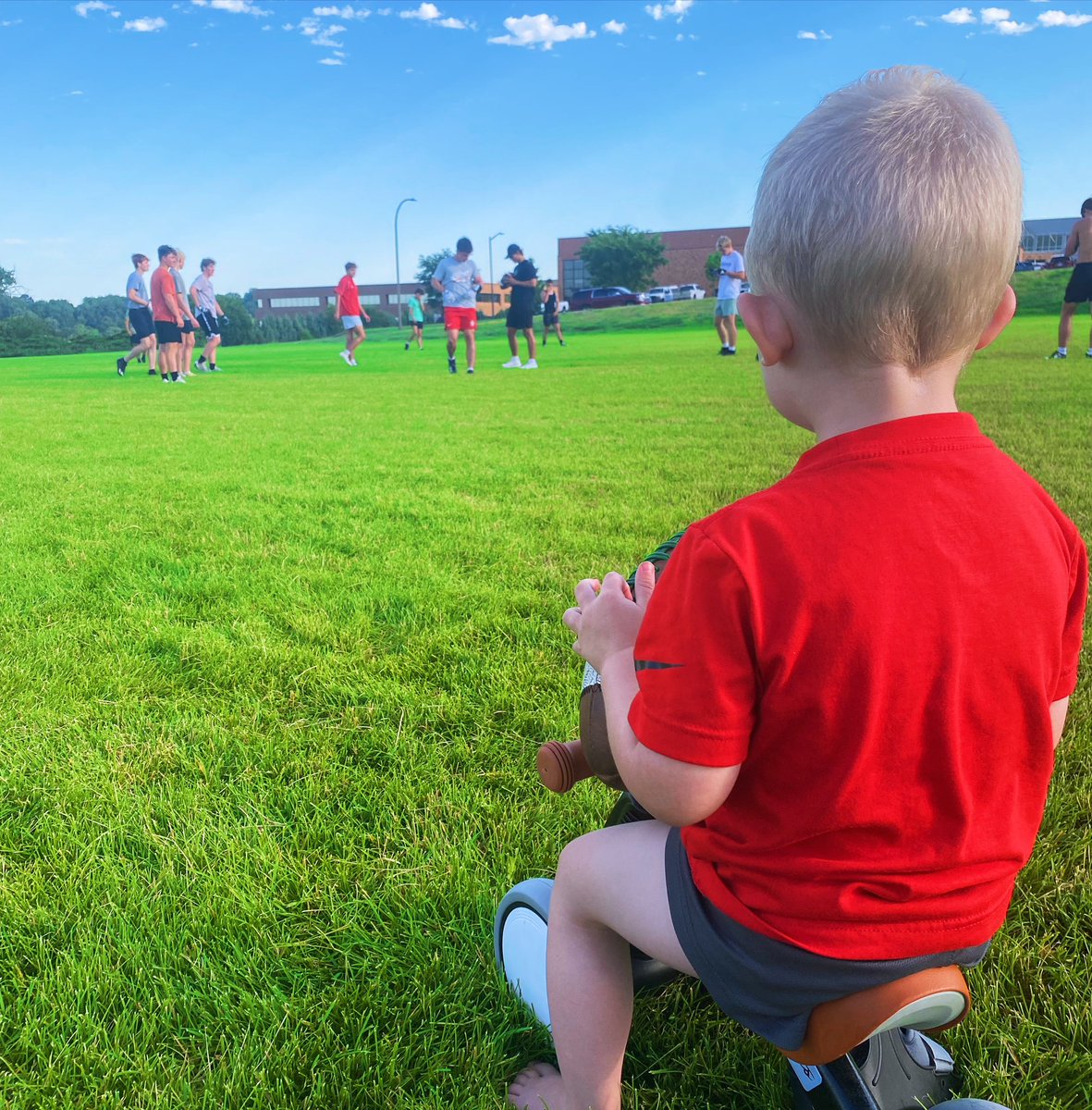 CoachSlice_TFR's tweet photo. Just waitin his turn… #GoGovs #dudebreed #bde #LenoxCreed #Chubba https://t.co/uSRmAfRHdl