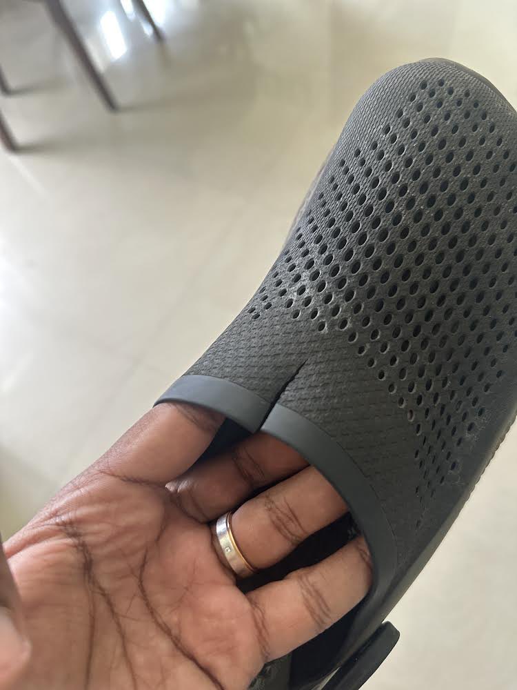 JefinArchitect's tweet photo. @LudwigAhgren @Crocs Please don’t buy crocs lite ride. Very pathetic product . Hardly lasted for a 1 year for a careful user like me and there reply to the mail is attached here . Worth 6995 Indian rupees product! https://t.co/LNqN8vFvKw