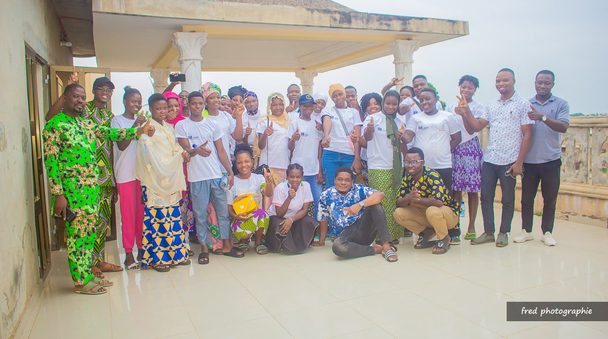 map_afrique's tweet photo. Le 14 juin 2024, #MAPAFRIQUE a organisé à Parakou des ateliers d'échanges entre jeunes bénéficiaires des clubs #AFLATEEN, pour partager les enseignements des formations en #ÉducationSociale et #Financière, sous la supervision de l'équipe. https://t.co/8eR22vAYBr