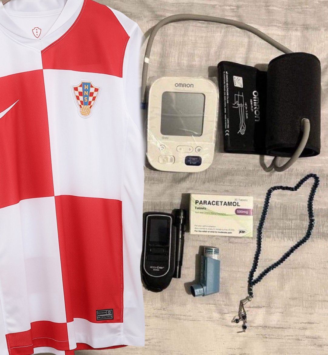 ana 🪐 🇭🇷 tweet media