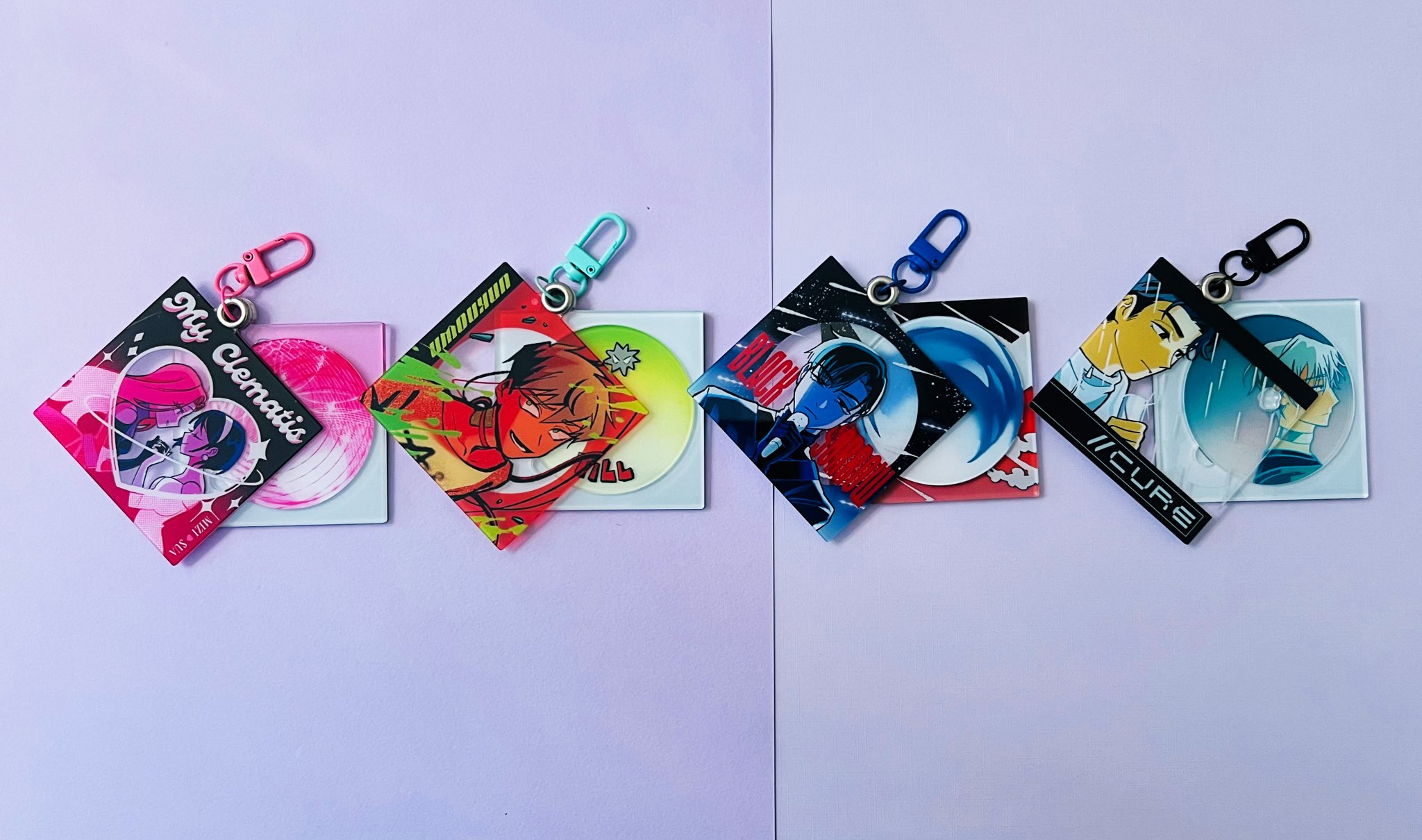 XユーザーのLin 🌼さん: 「My alien stage cd charms finally XユーザーのLin 🌼さん: 「My alien stage cd charms finally
