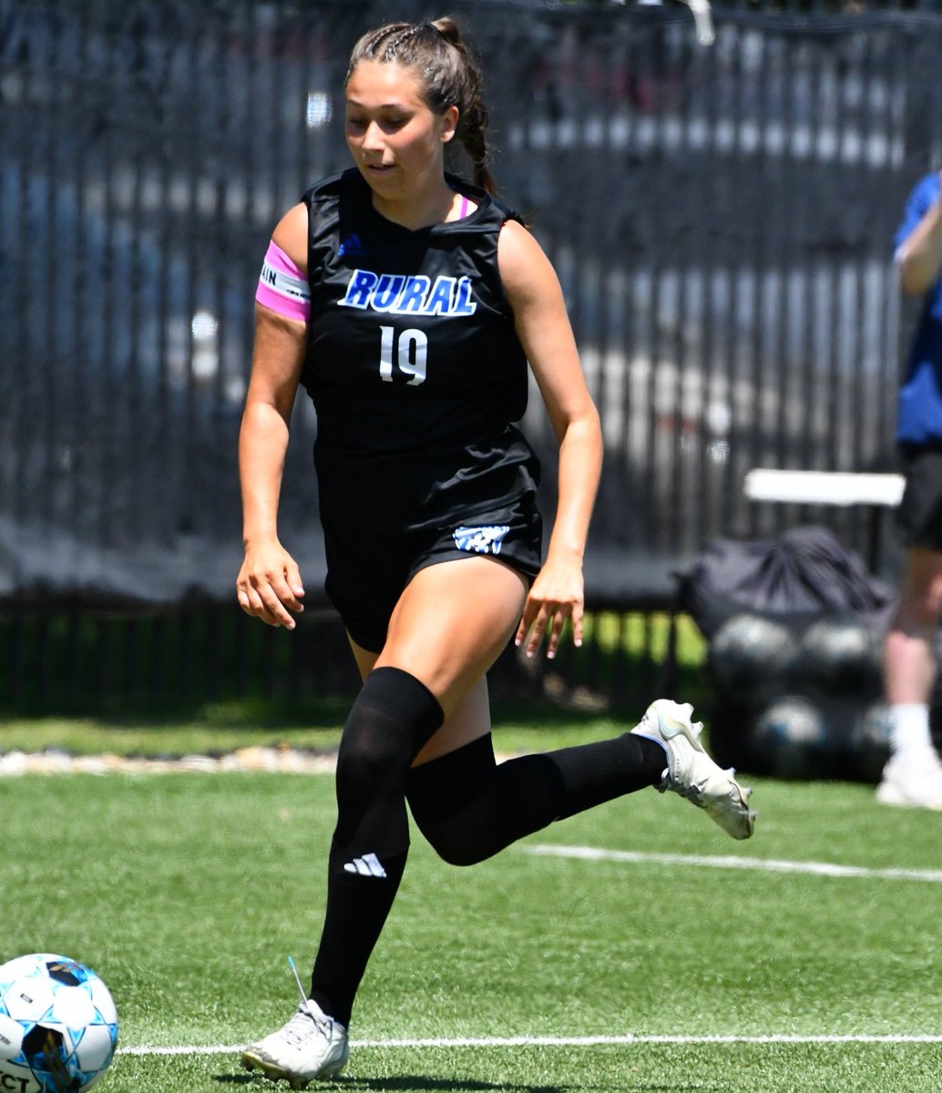 peterson_rick's tweet photo. Seventeen city players earn All-State soccer recognition from @KSHSSoccer, including six first-team picks. Complete list of All-State honorees. @RuralSoccer @CPLSAthletics @t_birdSoccer450 @haydensoccer_ ...
https://t.co/O0YBbPTfkt https://t.co/Rm0CKUzk1Q