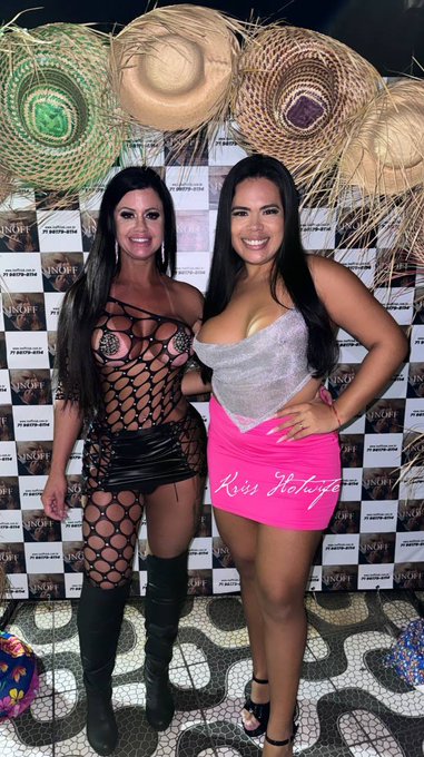 Minha rainha conheceu a Pampam e claro que saiu uma colab deliciosa n&eacute;, confere no nosso grupo de pr&eacute;vias